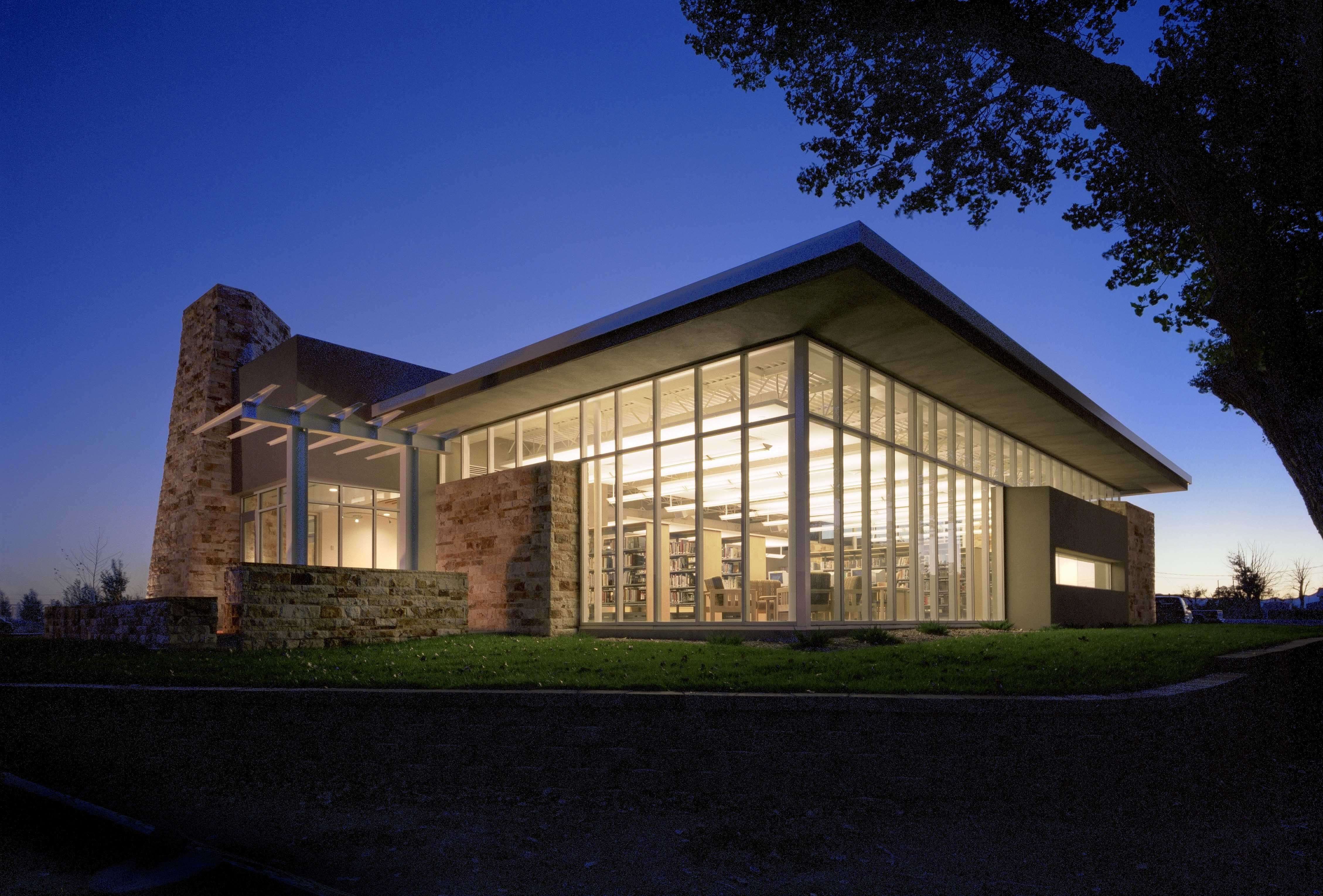 williams memorial library exterior night shot