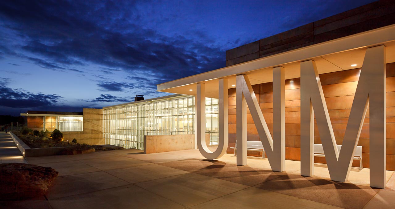 UNM Gallup sign